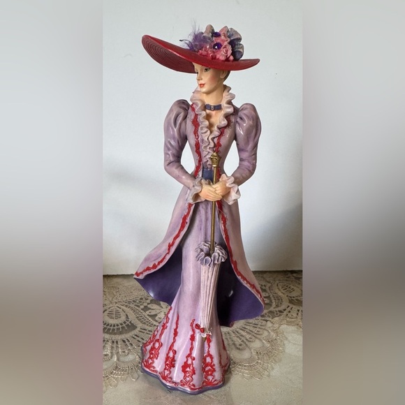 Thomas Kinkade "Tea At Three" figurine from the Portraits of Style and Grace - Picture 3 of 12